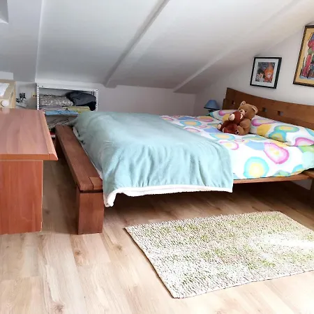With 2 Bedrooms In With Wonderful Sea View Enclosed Garden And Wifi * Moana